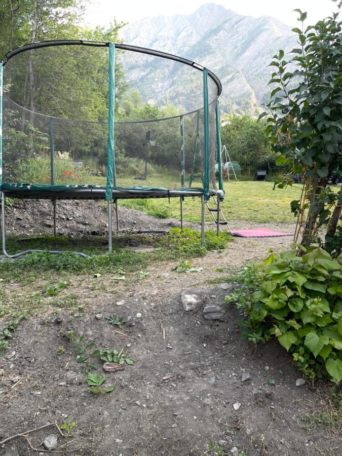 Le Chal Heureux Bel Appartement Dans Vieille Ferme De Montagne Renovee ليه أورس المظهر الخارجي الصورة